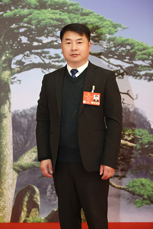 全國(guó)人大代表王忠。 受訪者供圖
